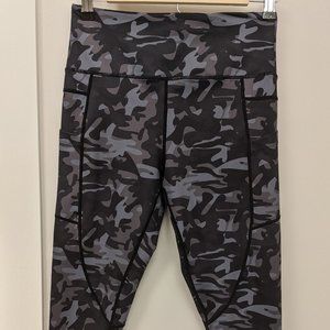 Zyia camo leggings - size 6/8